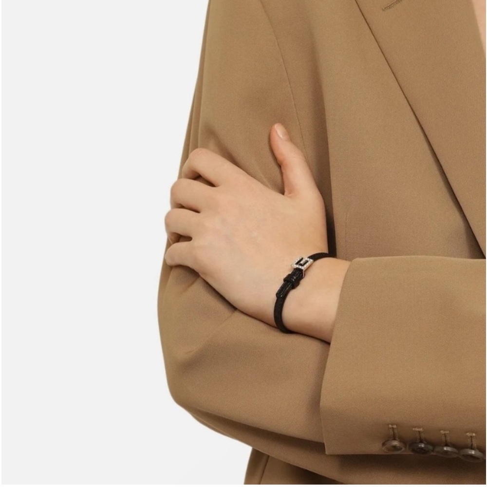 Gucci Bracelet - Picture 6 of 11
